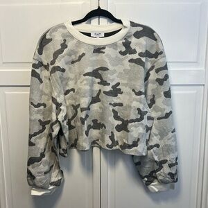 NWT OAT New York Cropped Camo knit Pullover Sweater Size Women’s Large
